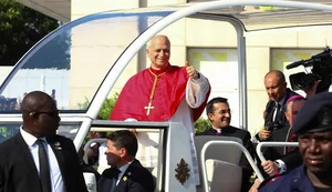 Papa: estou na África para encorajar católicos, não debater com Trump