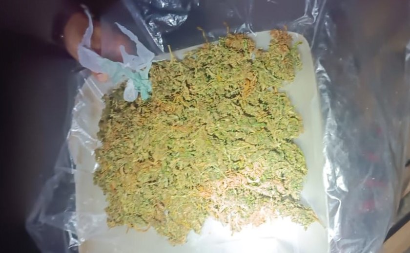 PM apreende menor por furto e detém suspeito com drogas no Sertão