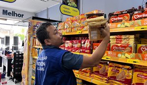 Procon Alagoas autua mercados em Tanque d'Arca por venda ilegal de produtos vencidos