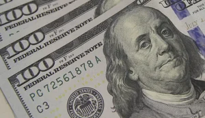 Dólar cai a R$ 5,08 e atinge menor valor em um mês