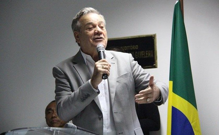 Ronaldo Lessa nega, mas PDT vai desfiliar quem ficar em cargos comissionados no Governo
