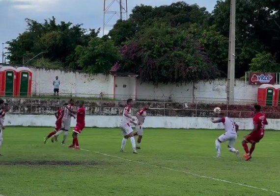Penedense empata sem gols contra a Juazeirense
