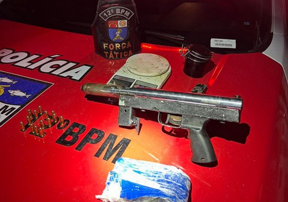 Submetralhadora é apreendida pela Polícia Militar em residencial da parte alta de Maceió