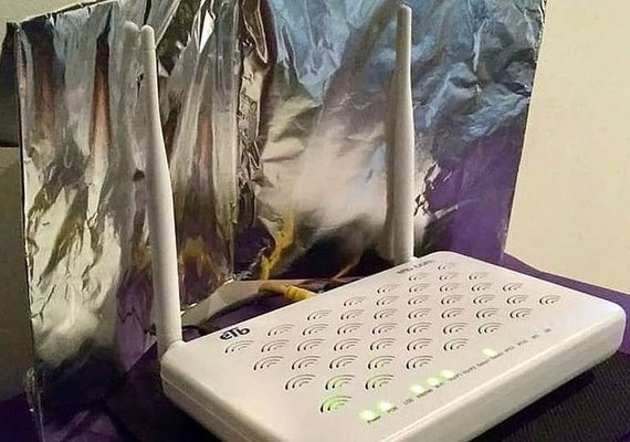 Por que é uma boa ideia usar papel alumínio para melhorar o sinal de wi-fi