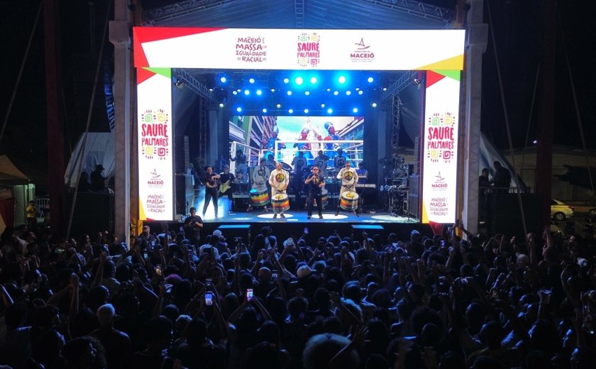 Saurê Palmares reúne multidão em noite cheia de música e dança em Maceió
