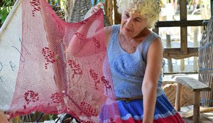 Oficina gratuita resgata tradição da Renda Singeleza com a Mestra Soninha na Casa Tanto