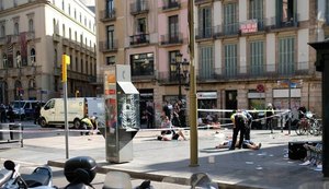 Dois presos em conexão com ataque em Barcelona não eram motoristas da van