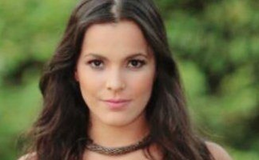 Ex-BBB Emilly Araújo recusa ensaio sensual: 'Em respeito aos meus fãs mirins'