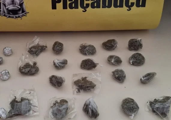 Adolescente é apreendido com maconha durante patrulhamento na rodovia AL-101 Sul, em Piaçabuçu