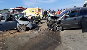 Colisão frontal deixa quatro pessoas feridas em São Luís do Quitunde