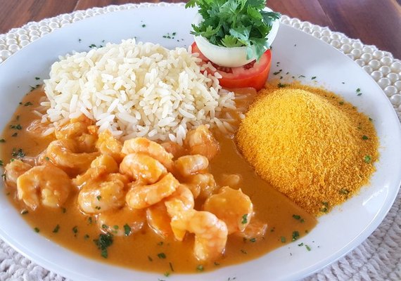 Os melhores bares, clubes de praia, bar pé na areia, bistrôs, restaurantes e resto bar de Alagoas