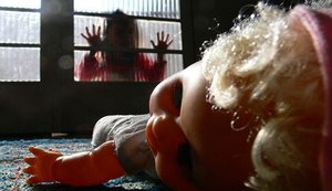 Avó denuncia mãe e padrasto por torturarem duas crianças no Benedito