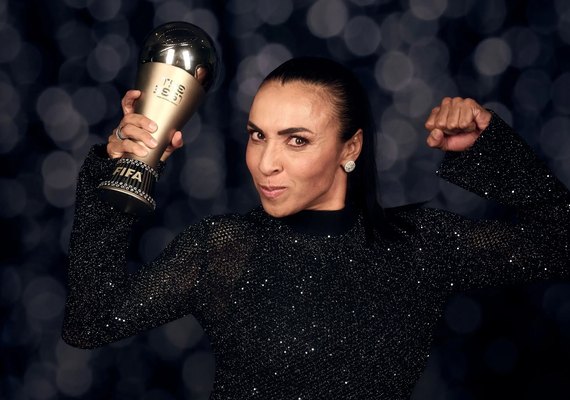 Alagoana Marta completa 40 anos e sonha com a Copa do Mundo de 2027