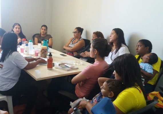 Saúde discute assistência a crianças com microcefalia em Maceió