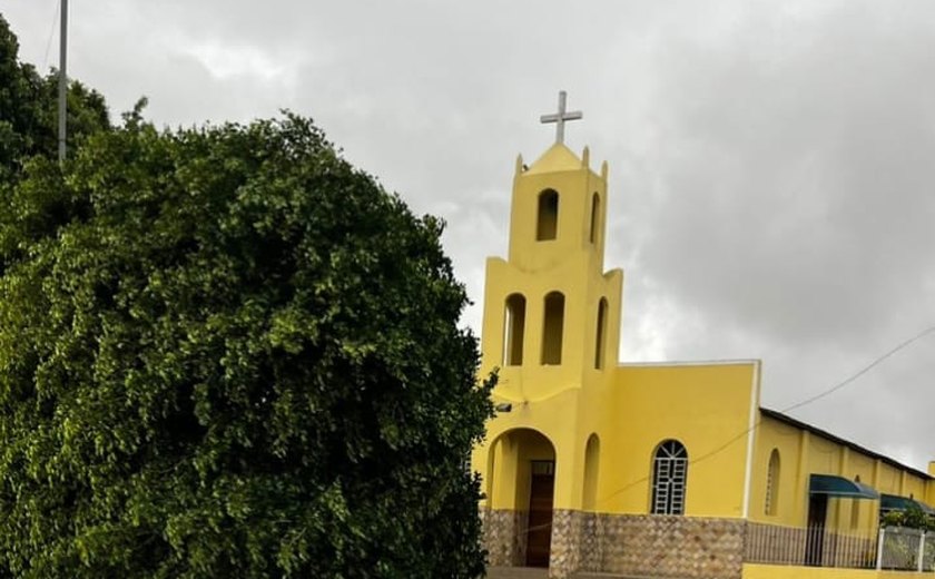 Temporal volta a atingir Arapiraca e provoca alagamentos e quedas de estruturas