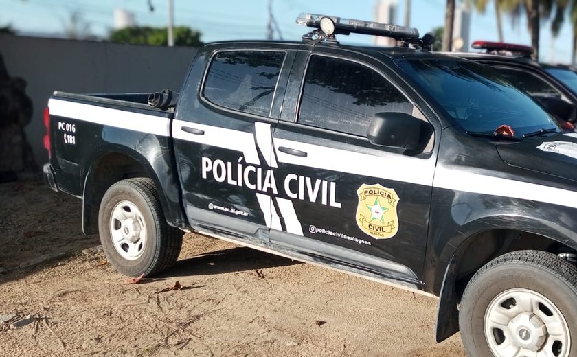 Homem foragido da Justiça por roubo é preso pela Polícia Civil