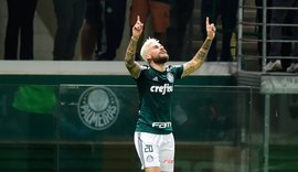 Palmeiras vence Botafogo e Felipão segue invicto