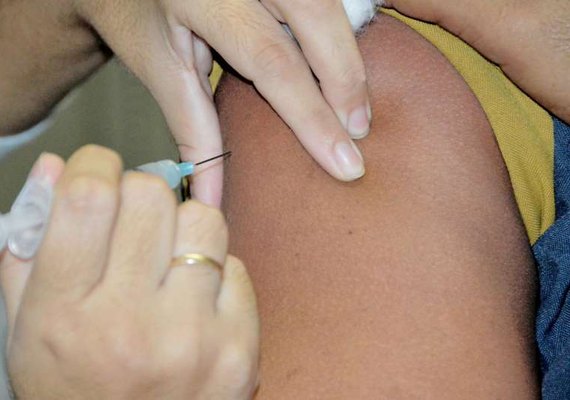 Em caráter de urgência, Estado solicita ao MS 100.430 doses de vacinas contra Influenza