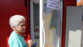 'Geladeira solidária' disponibiliza alimentos de graça em São Carlos, SP