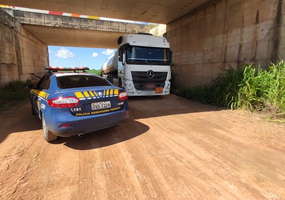 PRF prende cinco homens que faziam parte de uma associação criminosa na BR-101