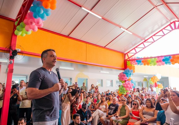Paulo Dantas realiza entrega a 67ª Creche Cria, em Maribondo