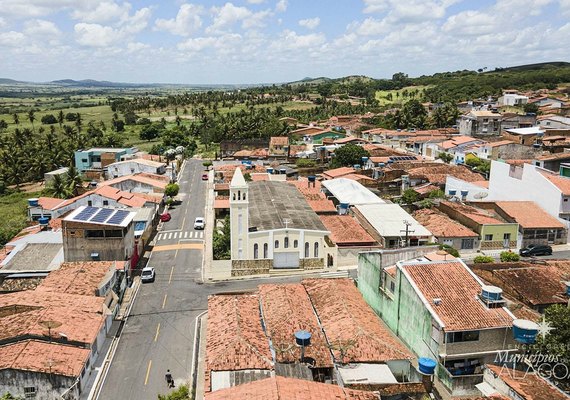 Polícia Civil prende foragido por tráfico de drogas em Feira Grande