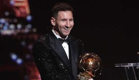 Messi amplia recorde e ganha 7ª Bola de Ouro da carreira