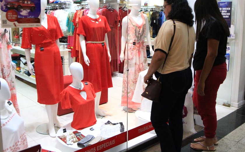 Natal: Compras de última hora aquecem vendas em Maceió