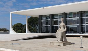 STF arquiva inquérito contra Renan Calheiros e Jader Barbalho