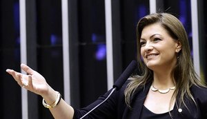 Aline Sleutjes destaca cooperativismo ao assumir Comissão de Agricultura