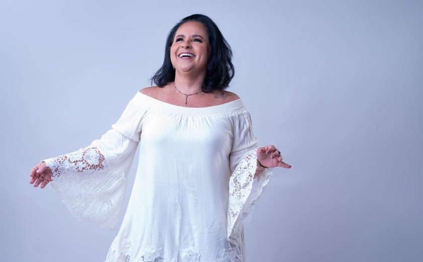 Carla Araújo lança clipe 'Sentimento lindo' em homenagem ao Dia do Samba