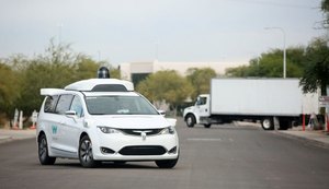 Google pede remoção de barreiras regulatórias para carros autônomos nos Estados Unidos