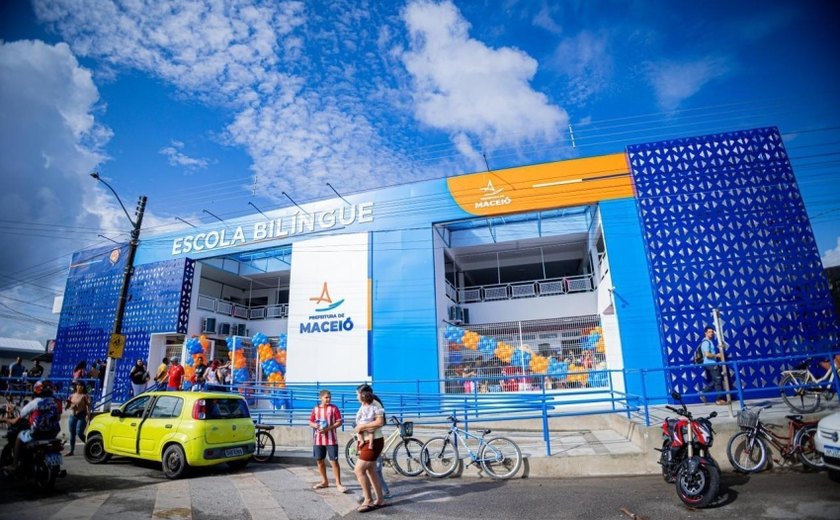 Primeira escola pública bilíngue de Maceió já apresenta resultados e encanta famílias