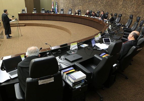 TJ condena nove deputados por improbidade administrativa na 'Operação Taturana'