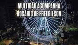 Multidão enfrenta chuva e lota orla de Pajuçara para oração com Frei Gilson