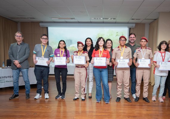 Rede estadual conquista 99 medalhas nas olimpíadas Alagoana de Química e Nacional de Ciências