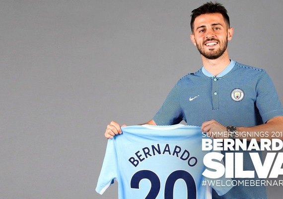 Manchester City anuncia a contratação do meia português Bernardo Silva