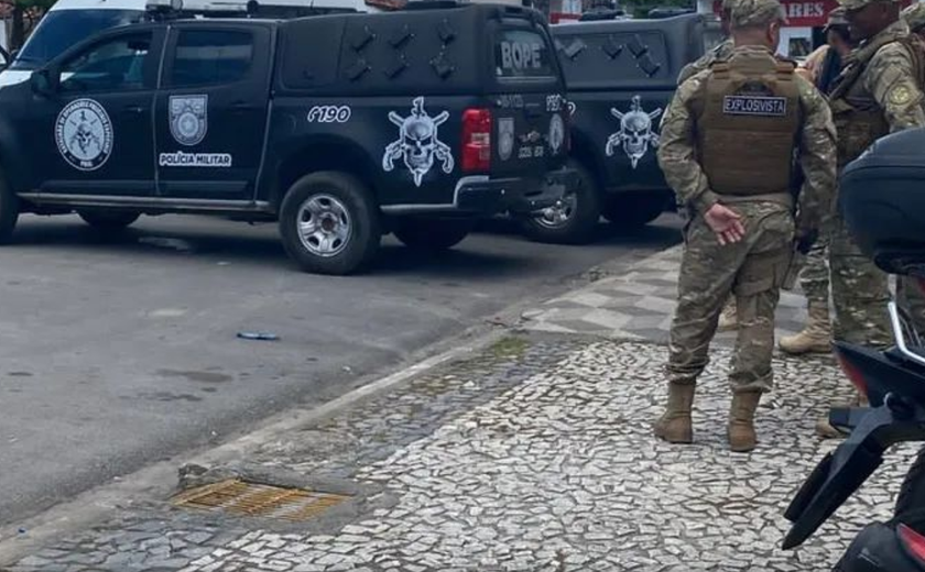 Motociclista é preso após empinar moto na frente de viatura do Bope