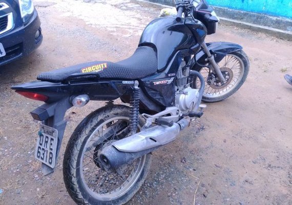 Polícia prende grupo acusado de praticar assalto a veículos de passageiros