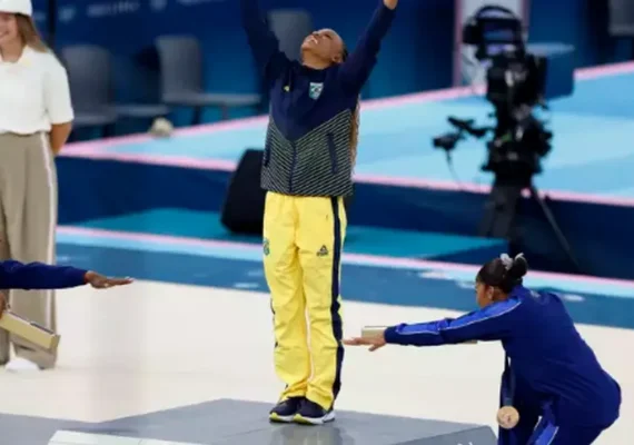 Entenda o que pode mudar no pódio do solo da ginástica com pedido de revisão de nota