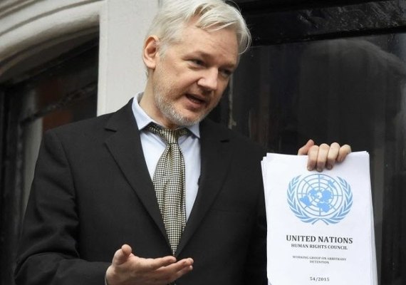 Suécia encerra investigações sobre Julian Assange por agressão sexual