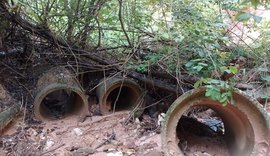 Rede coletora abre crateras no Flexal