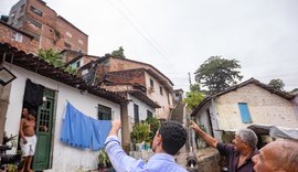 JHC visita áreas de risco de Maceió e garante assistência às famílias afetadas