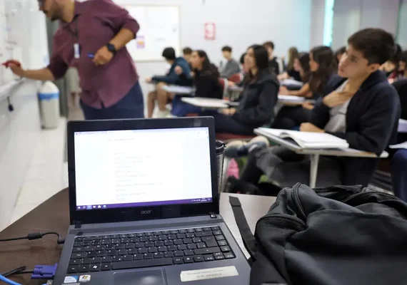 Pré-selecionados no Fies têm até terça para complementar informações