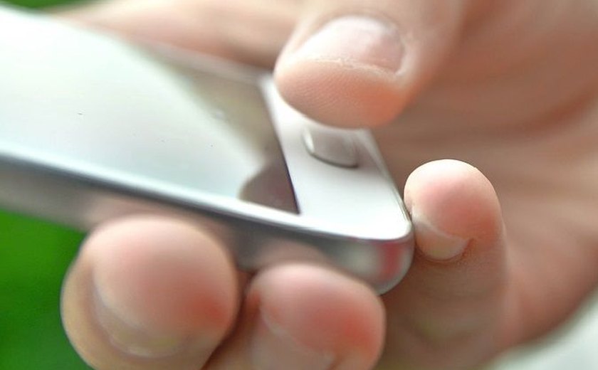 Depósitos no FGTS podem ser conferidos por aplicativo ou SMS; veja detalhes