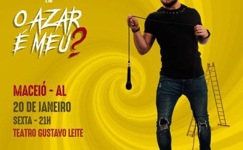 Humorista Flávio Andrade apresenta seu show solo 'O Azar é meu?' em Maceió