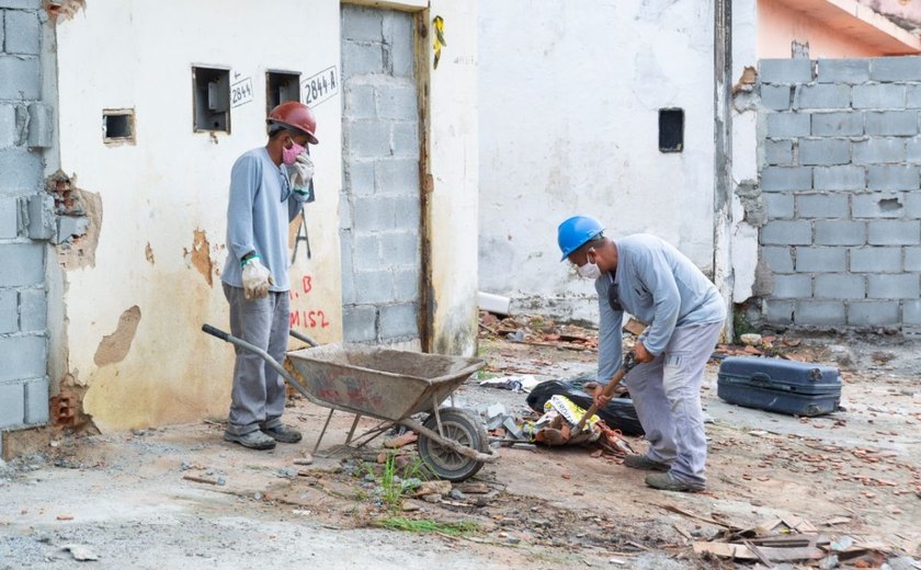 Bairro do Pinheiro recebe mais um mutirão de limpeza