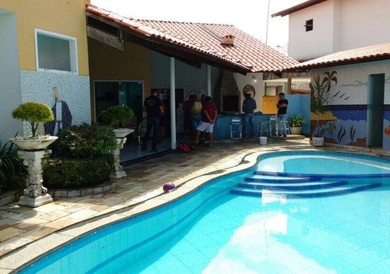 Quadrilha suspeita de fraudar concursos em Alagoas é detida na Paraíba