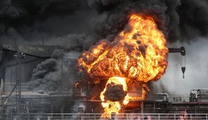 Explosão deixa vários feridos em porto na Coreia do Sul