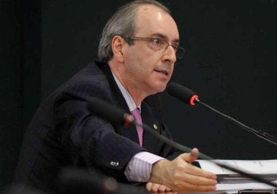 Cunha depõe na Polícia Federal de Curitiba e nega que 'vendeu silêncio'